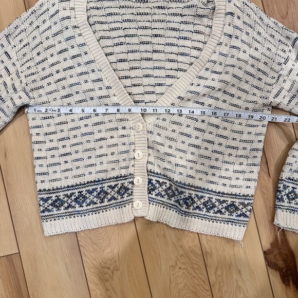 Sweaters - Women’s Cardigan